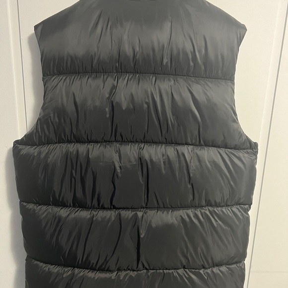 Preloved Old Navy Vest Men - Picture 3 of 3